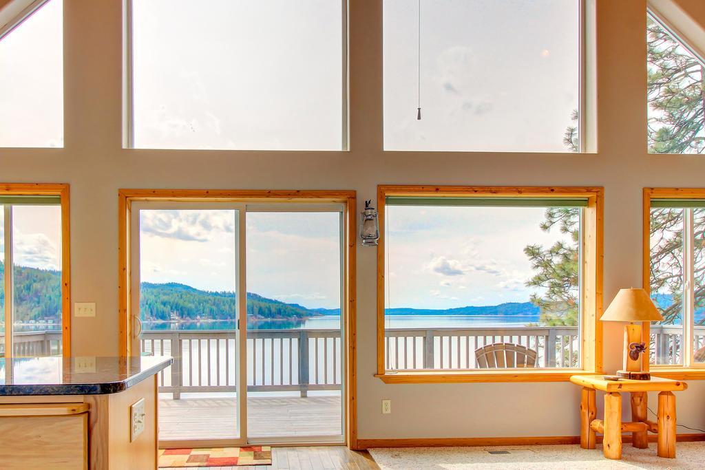 Hôtel Beautiful Lake Coeur D'Alene Cabin On The Bay à Mica Extérieur photo